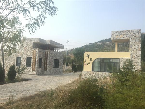 鄉(xiāng)村振興喚醒古石頭村:泰安圣井峪旅游度假村(圖2)